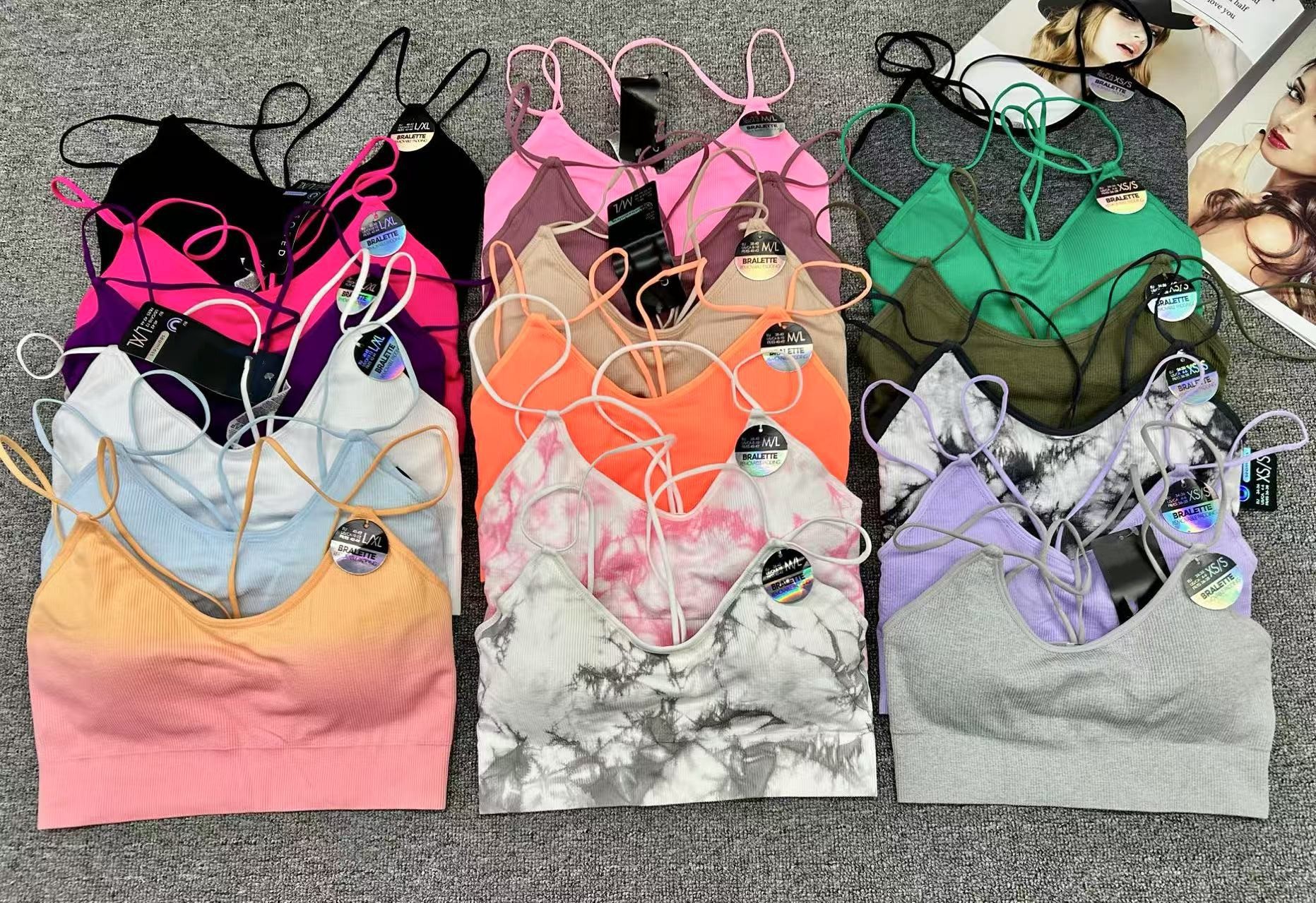 Nueva ropa interior deportiva para mujeres al aire libre corriendo acondicionamiento físico reuniendo estilo sin anillo de acero hermoso bra