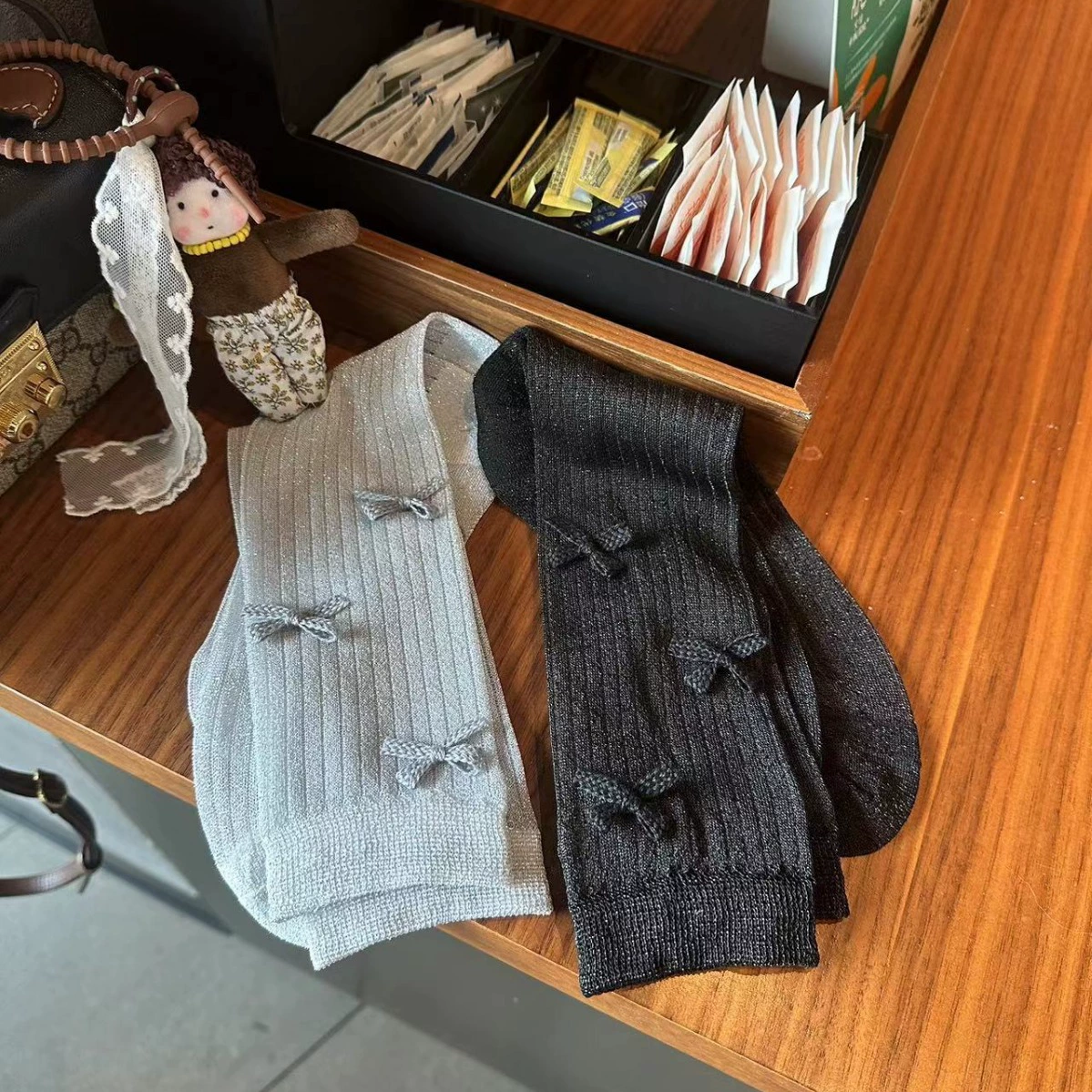 Silk threads with bow