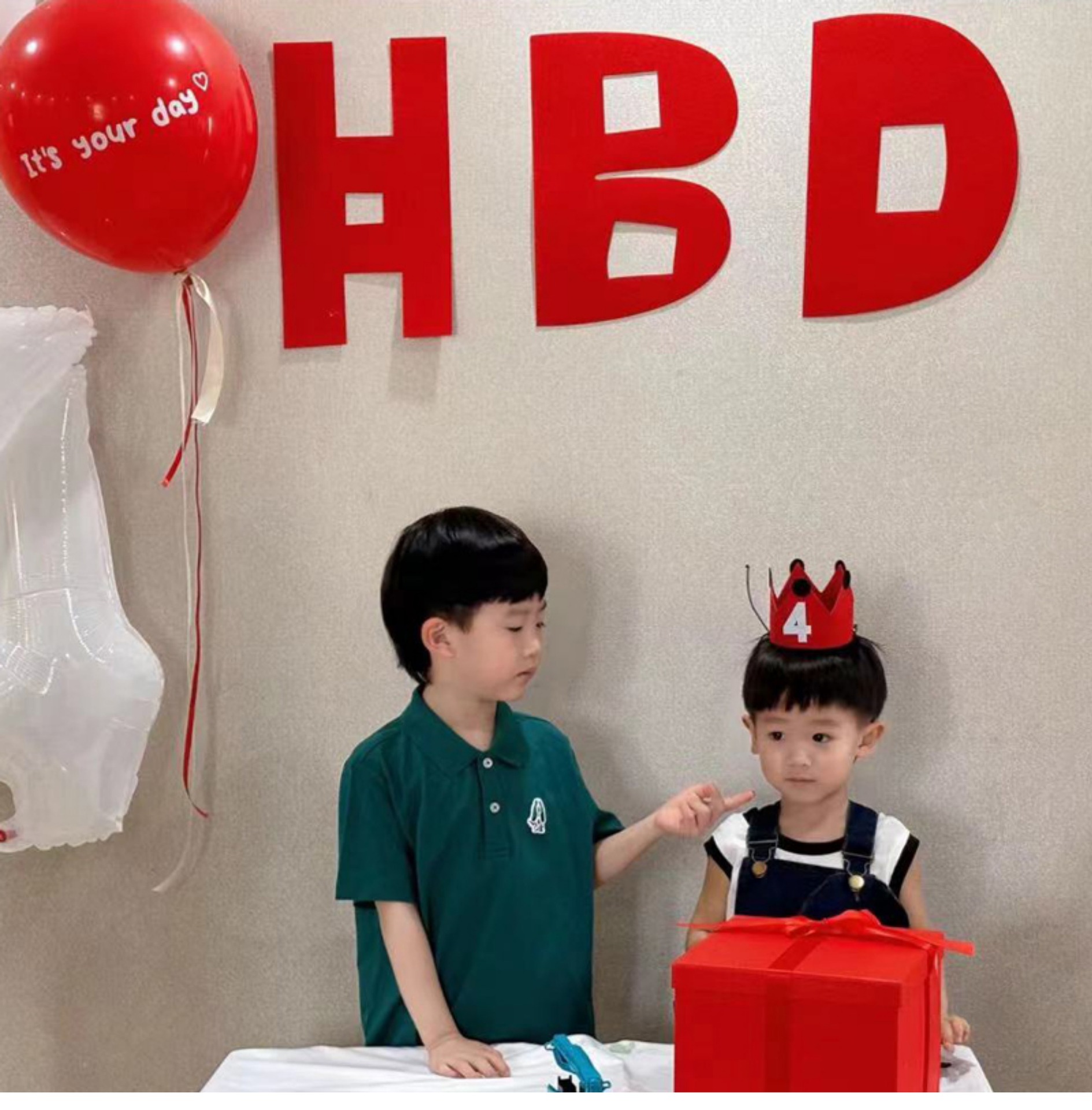 Birthday Decoration Set Red Felt Backdrop For Childrens Party_voghion.com