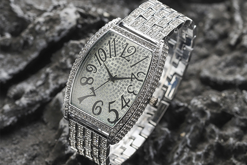Jewelry Buckle Buckle Style Barrel Shape Dial Shape Banquet, Daily Occasion Quartz Movement Glam Sparkly Jewelry Buckle Quartz Watch Women's Watches
