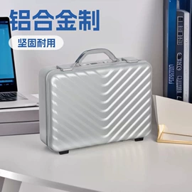 化妆箱;化妆包;旅行箱