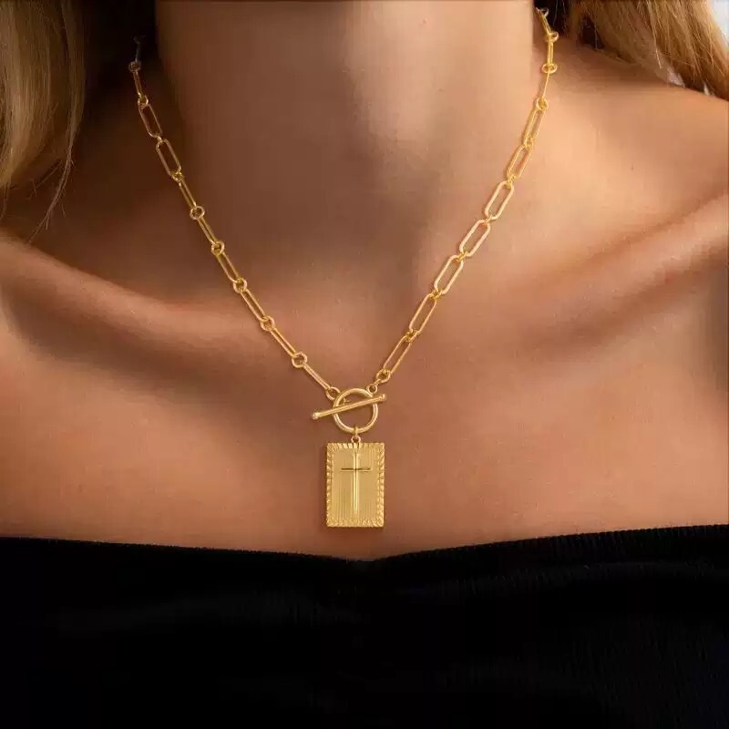 European and American Cross-Border Popular Retro Gold Cross Pendant Necklace with Unique Ot Clasp Paperclip Chain Choker European and American Cross-Border Popular Retro Gold Cross Pendant Necklace with Unique Ot Clasp Paperclip Chain Choker