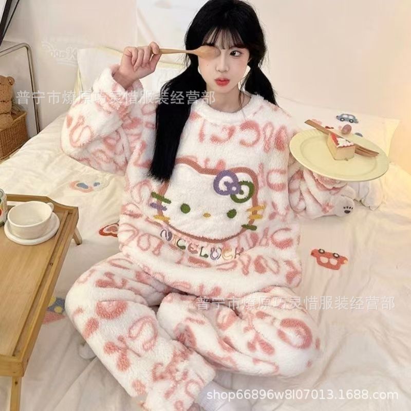 冬季珊瑚绒kitty睡衣女卡通可爱学生加绒加厚保暖大码家居服套装