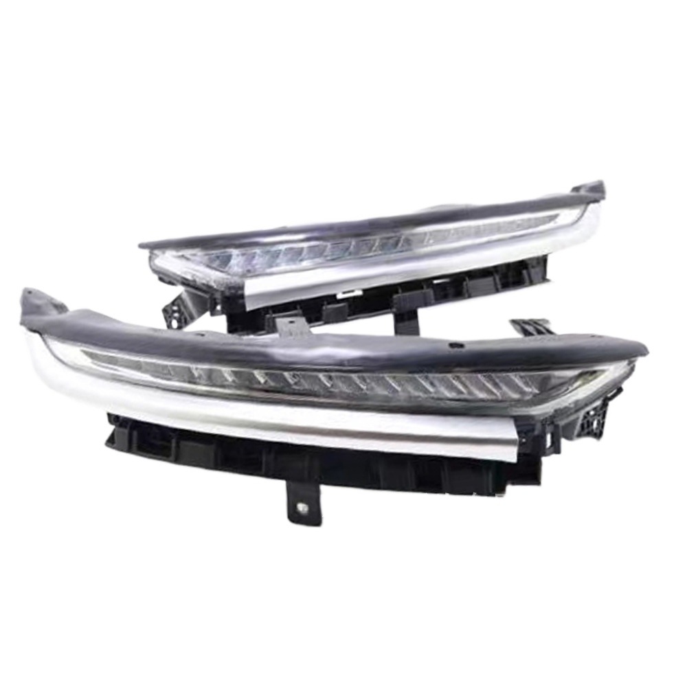 Aplicable a 2018-20 baojun 530 luz diurna especial faro ceja 3-color streamer dirección