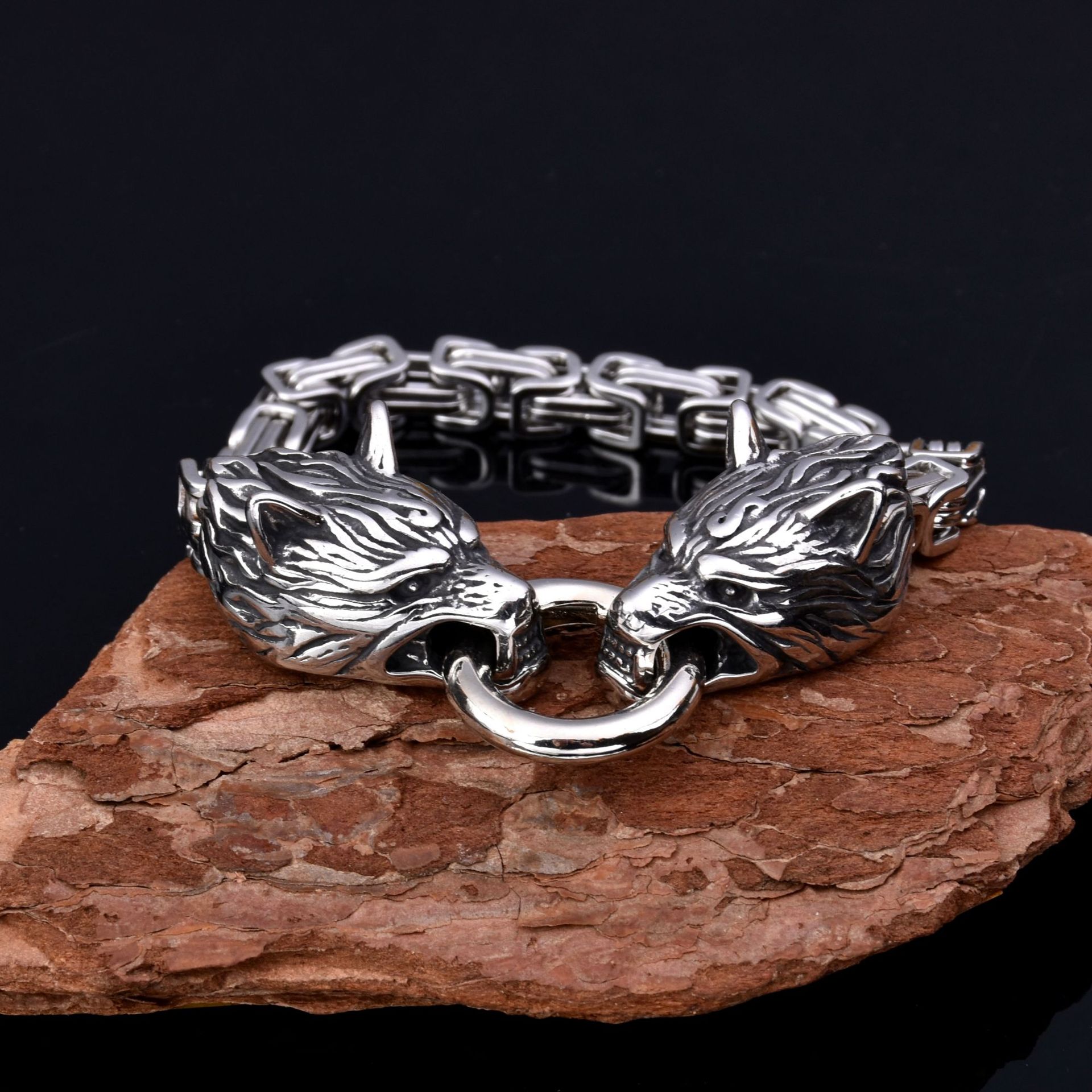 Men's Domineering Stainless Steel Viking Wolf Head Bracelet Bracelet Byzantine King Chain Bracelet For Foreign Trade E-commerce