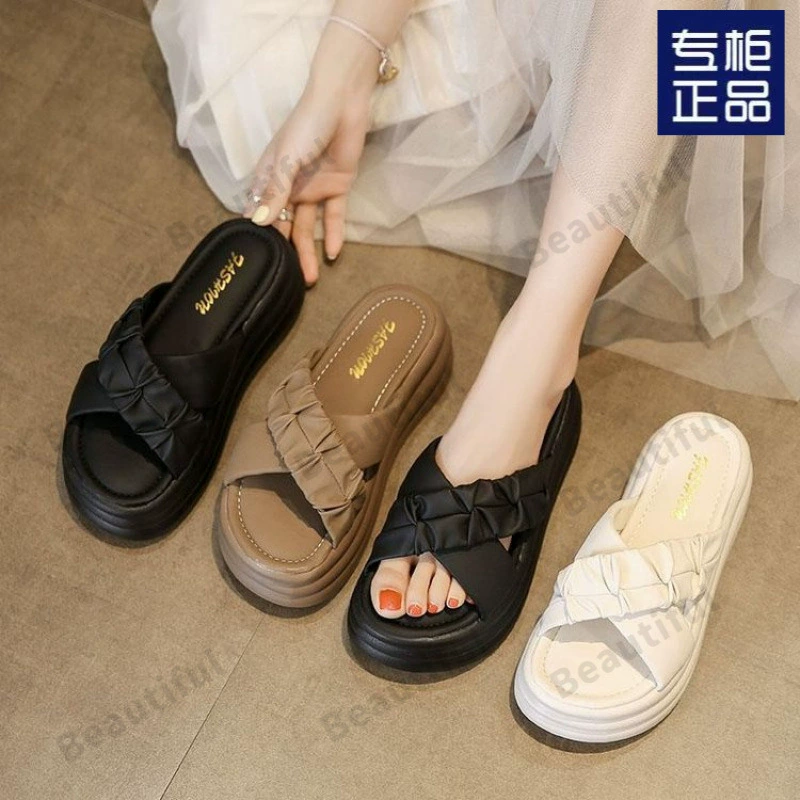 Женские летние уличные тапочки 2025 новые модные платформы с толстой подошвой для увеличения роста, стильные повседневные сандалии для женщин