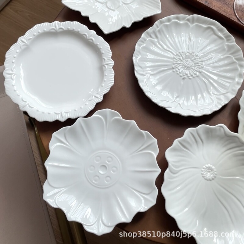 Wholesale Retro Embossed Pattern French Ceramic Dessert Plate Cake Plate Hotel Breakfast Snack Plate Afternoon Tea Plate