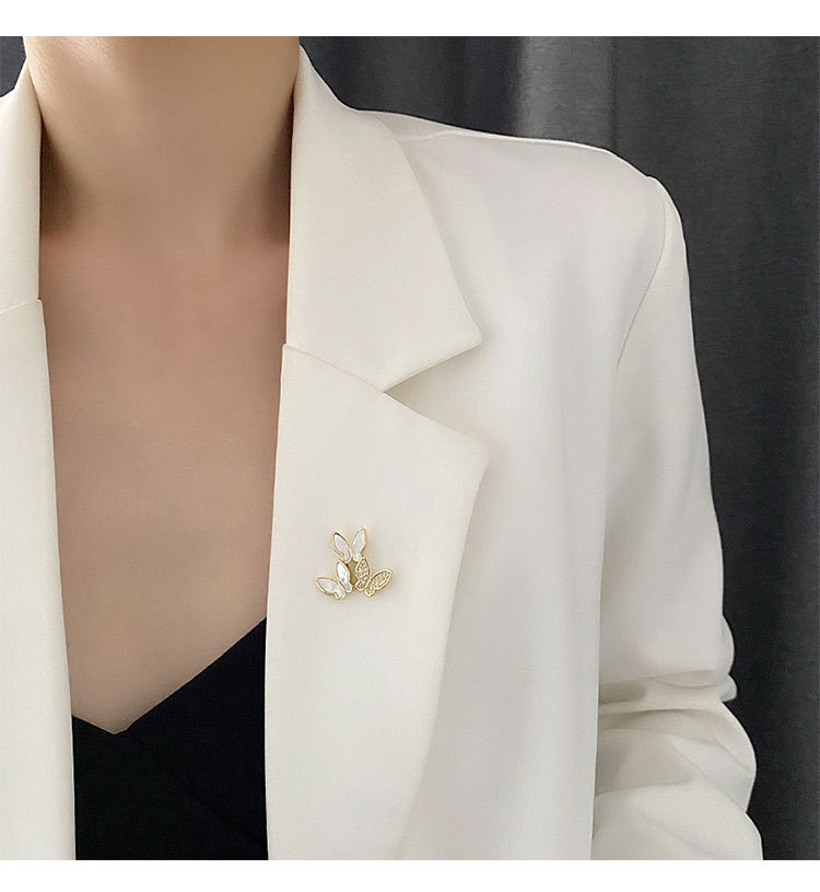 Fashion Butterfly Copper Inlay Shell Zircon Womenu0027S Brooches