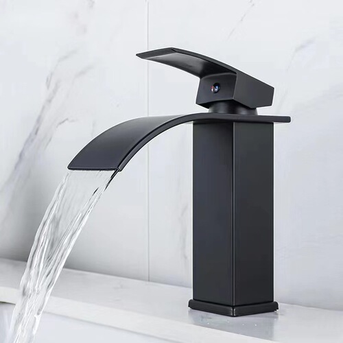 Cross-border stainless steel copper core low waterfall hot and cold faucet washbasin kitchen sink splash-proof universal single-hole faucet