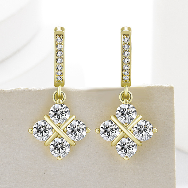 Dazzling Four Leaf Clover Drop Earrings With Heart Arrow Zircon_voghion.com