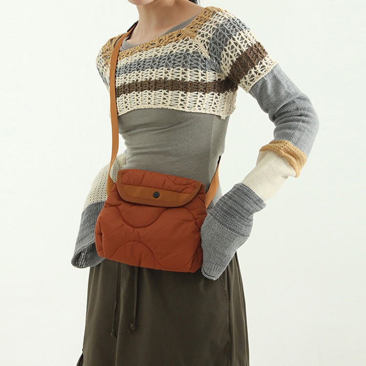 localmansion Nylon Small Wave Quilting Diamond-patterned Shoulder Crossbody Bag_voghion.com