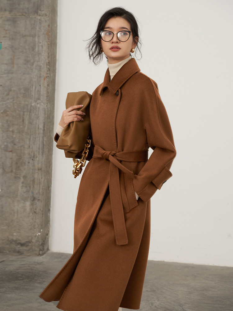 【盛都】冬新シンプルでかっこいい閉店襟一粒のボタンがゆったりしています。