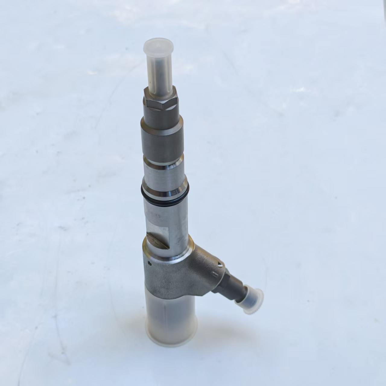 Suitable for Cummins fuel engine parts/common rail injectors 0445120134 5283276