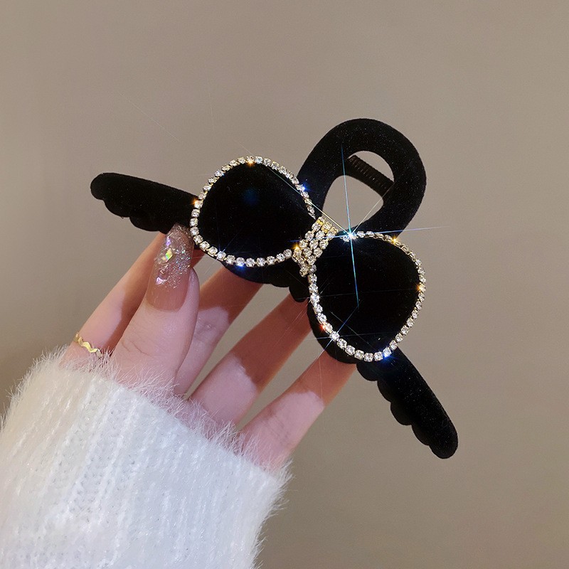 4494 Rhinestone Bow Clip