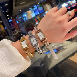 爱家新款H马仕方形钢带女表NANTUCKET系列自由散落状锚链女款手表