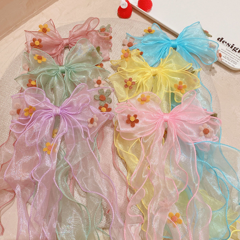 flower streamer