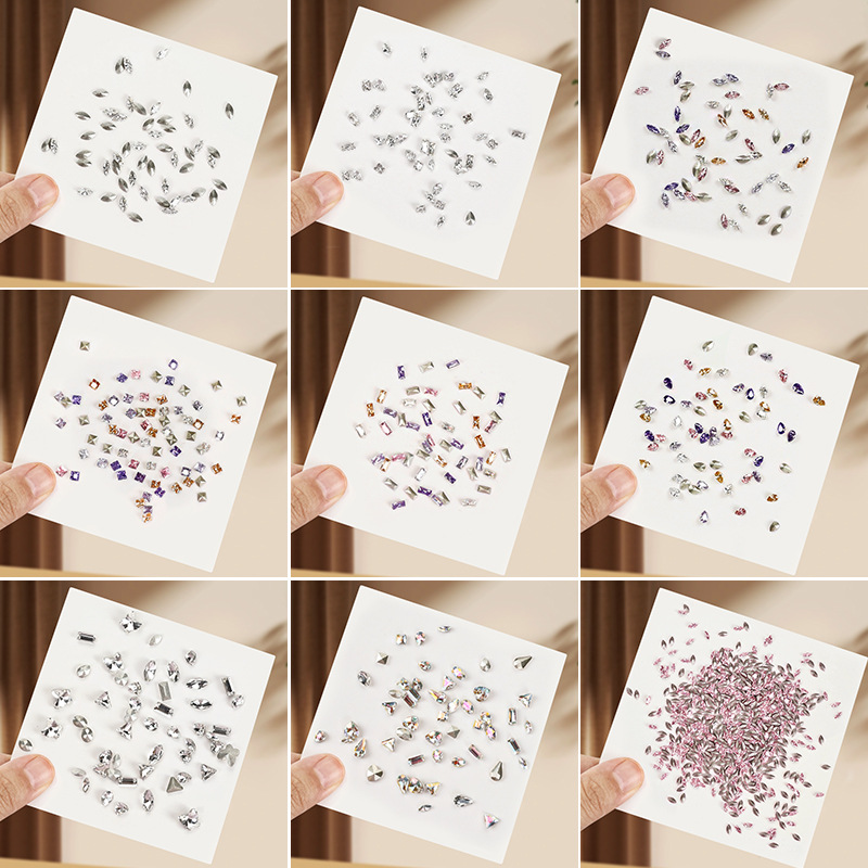 Popular de celebridad en línea mini pequeño tamaño puntiagudo circón diamante en forma especial Super Flash mini caballo ojo micro circonio uñas decoraciones