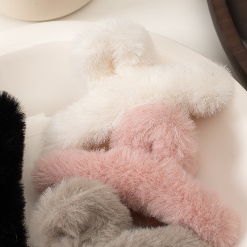 Elegant Imitation Rabbit Fur Grip Cute Furry Small Plush Hair Claw Children's Head Hair Clip Hair Accessories Korean