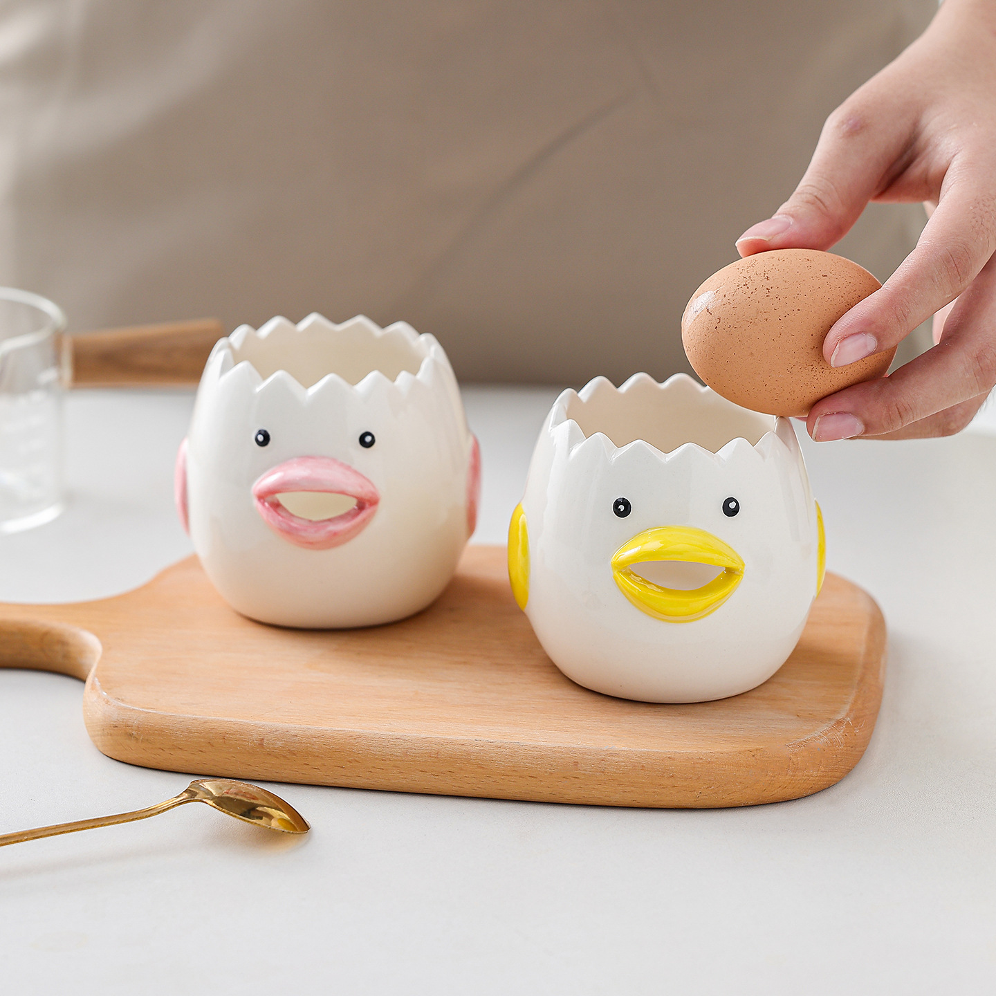 Cute Chick Ceramic Egg White Separator Creative Egg Separator Egg Yolk and Protein Separator Filter Baking Tool