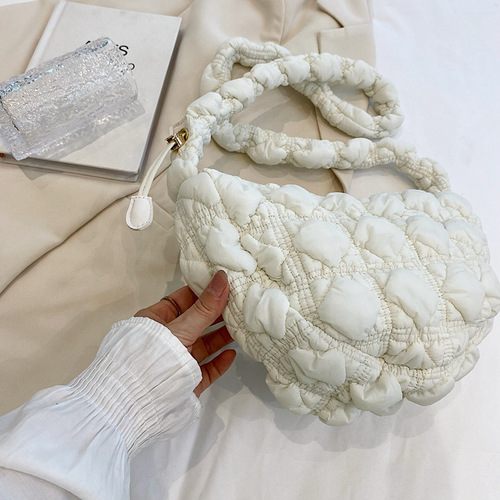 Niche bubble women's bag, versatile shoulder armpit bag, Korean style down jacket bag, casual crossbody bag, pleated cloud bag