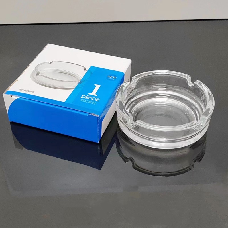 Wholesale Round Transparent Glass Ashtray Creative Large Glass Ashtray with Pattern LOGO