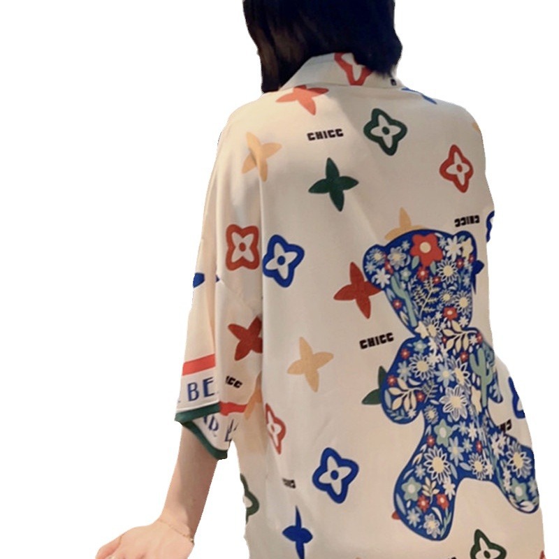 Pajamas de seda de imitación vestido de mujer dulce caricatura oso hielo seda casa camisa pijama vestido en vivo