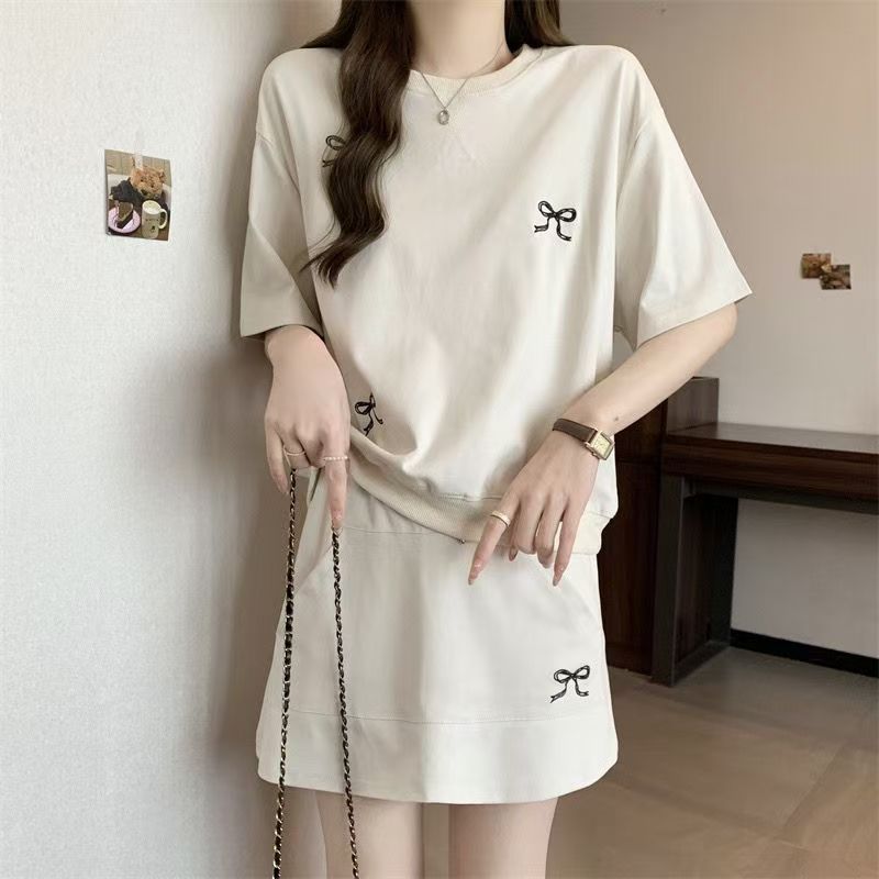 Casual Sportswear Suit for Women 2025 New Summer Hong Kong Style Loose Running Salt Short-Sleeved Shorts Two-Piece Set