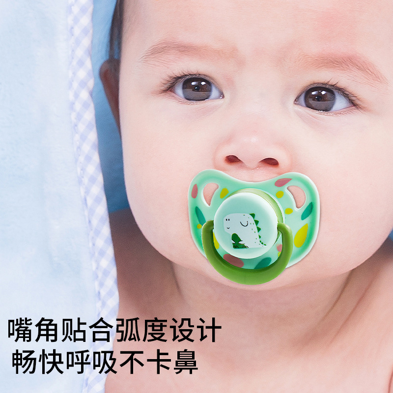New cartoon size code molars chewing toys with dust cover baby silicone pacifier manufacturers in stock batch