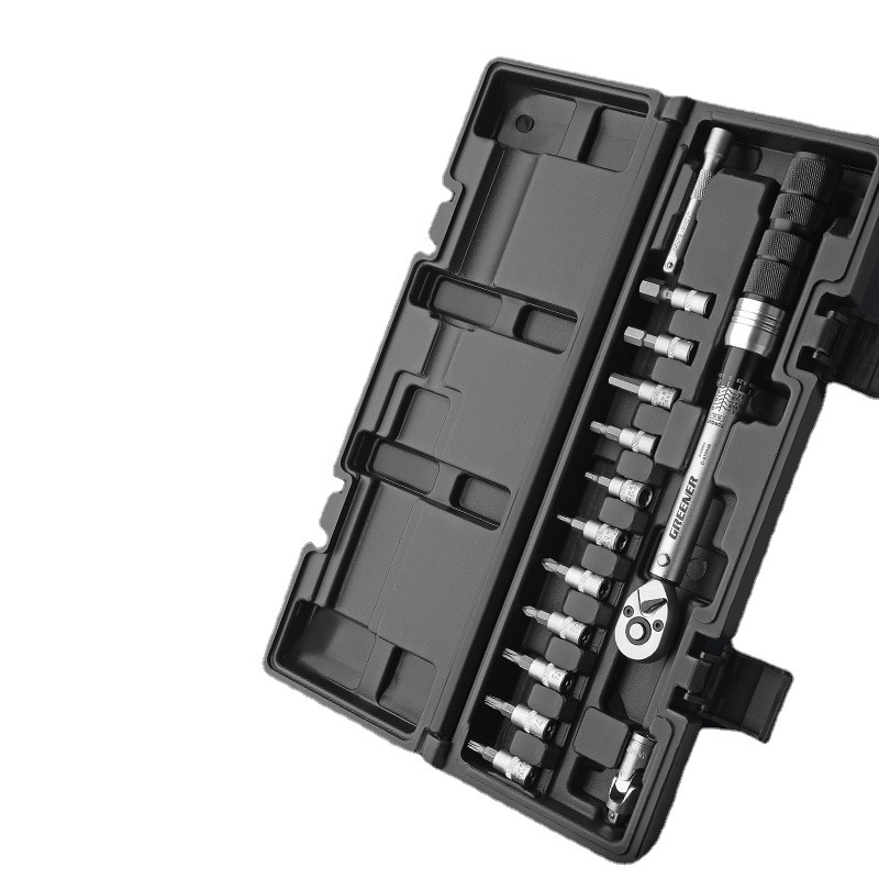 Llave dinamométrica digital de alta precisión Green Forest con torque preestablecido y fuerza ajustable, específicamente para reparación automotriz.