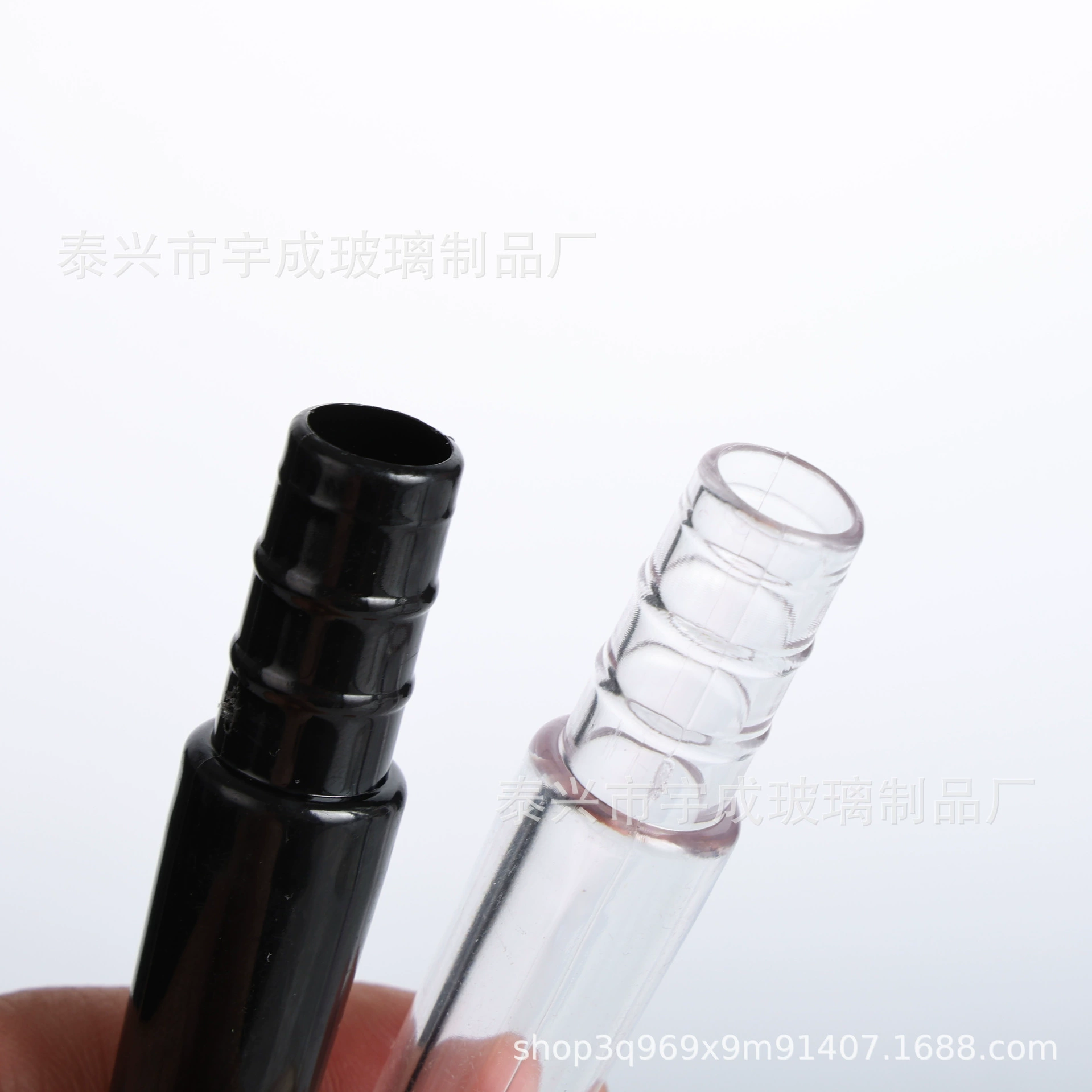 Производитель Ючэн: аксессуары для кальяна, пластиковые прозрачные хвостовики, черные аксессуары для кальяна, большой объем и хорошая цена
