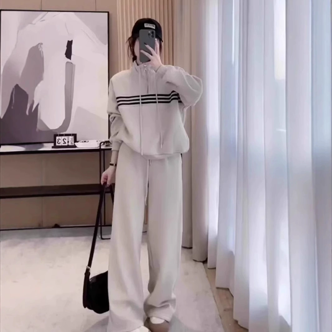 Спортивный костюм для продвинутого чувства свитер