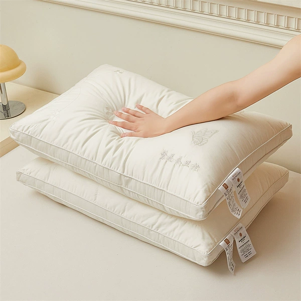 Cotton floral silk pillow-white (three-dimensional edge)