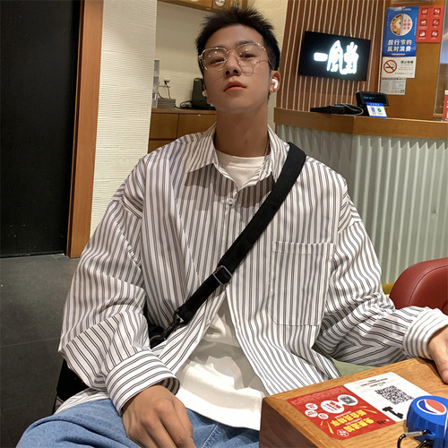 Striped long-sleeved shirt, men's spring and autumn Hong Kong style, Japanese coat, design, niche shirt, autumn handsome and fashionable top