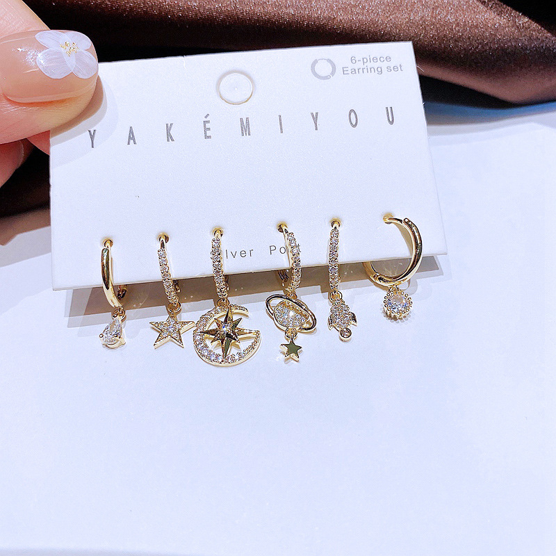 Yakemiyou Star Plaqué Or Zircon Des Boucles D'oreilles display picture 2