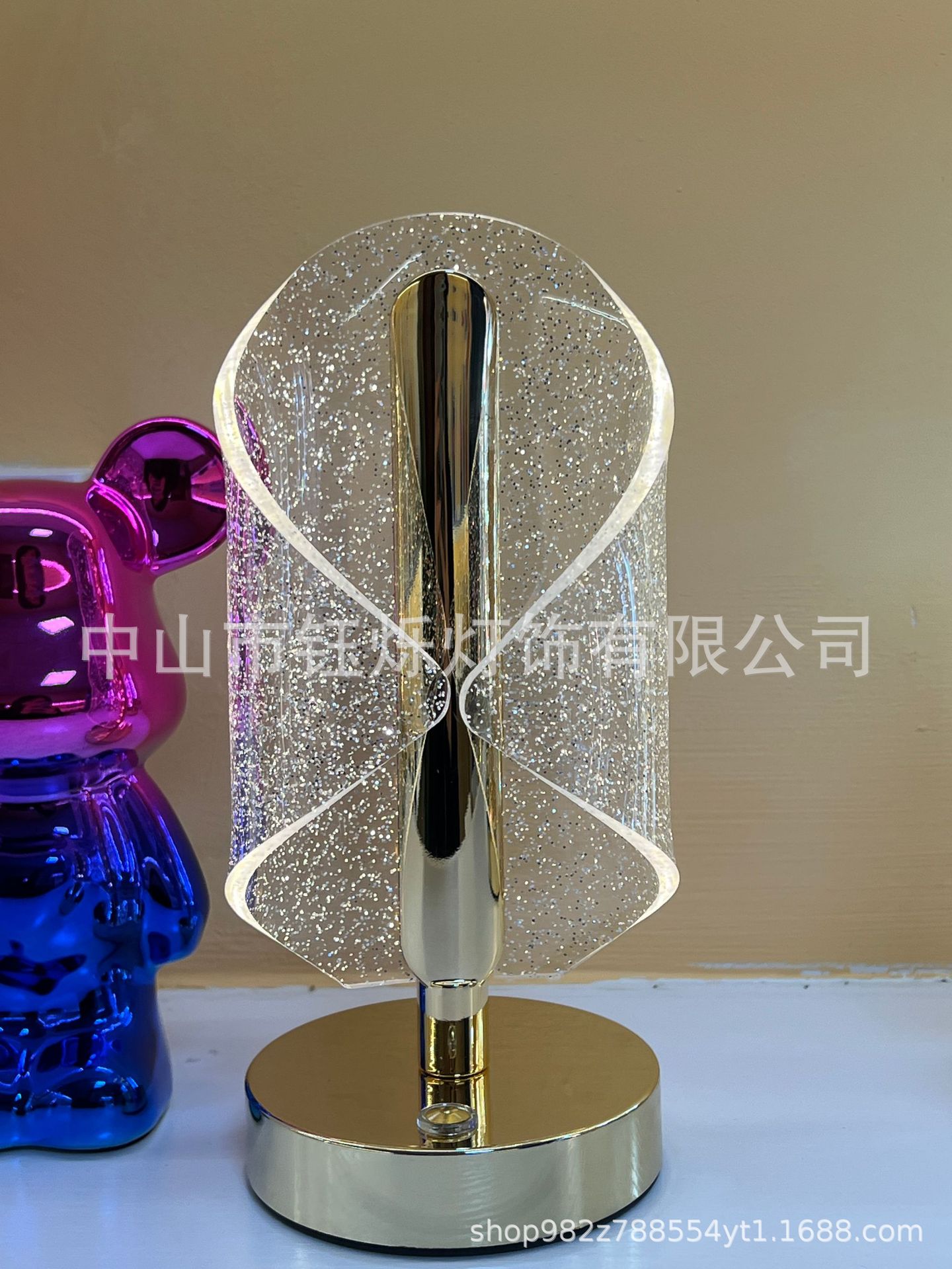 Suministro directo de fábrica estilo minimalista moderno red ins cama dormitorio cabecera acrílico tres colores atenuación luz nocturna creativa