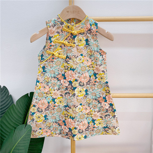 Little girl's stylish floral cheongsam 2024 summer new style girl's improved Hanfu baby girl's sleeveless dress