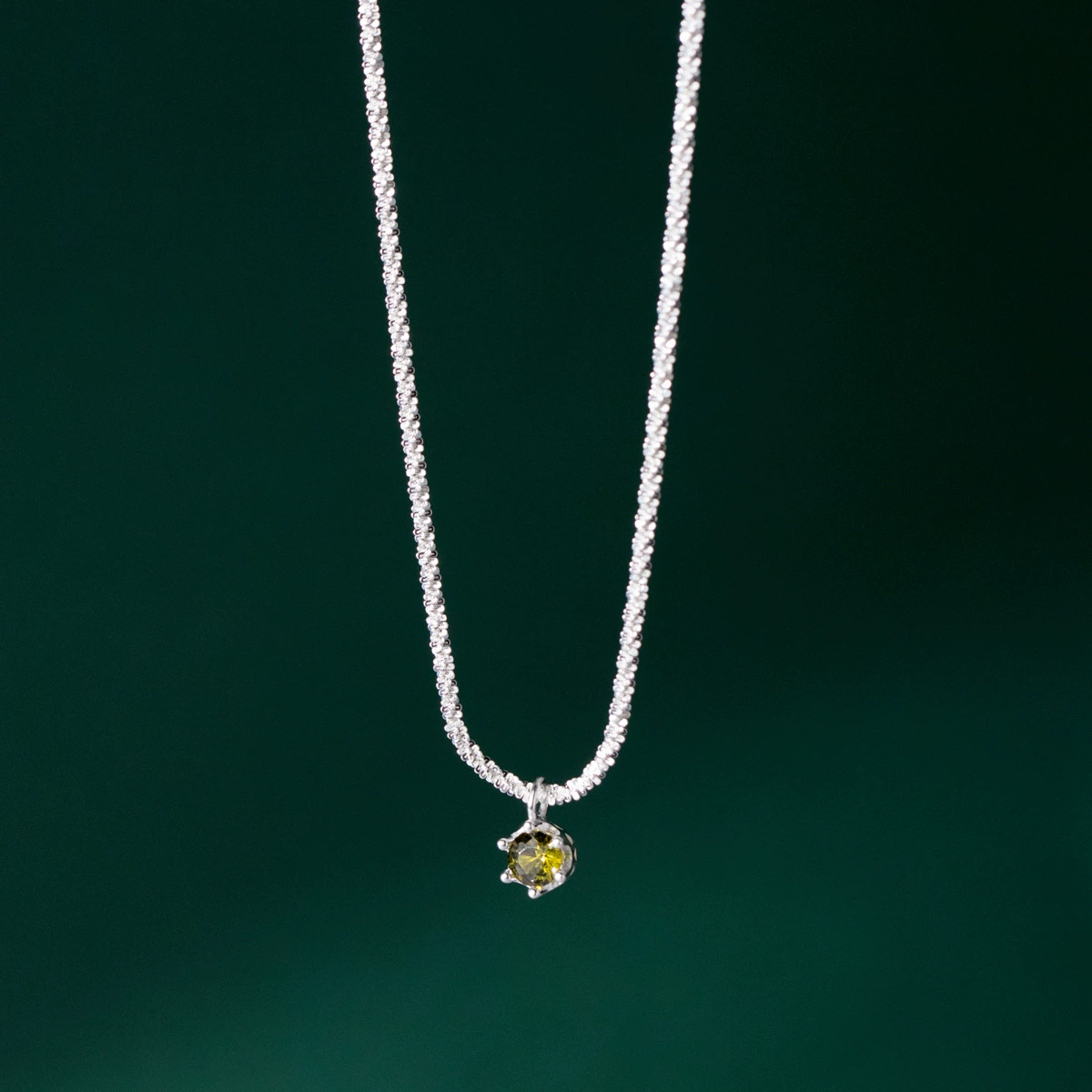 Green small universal necklace, accessory, silver 925 sample, simple and elegant design