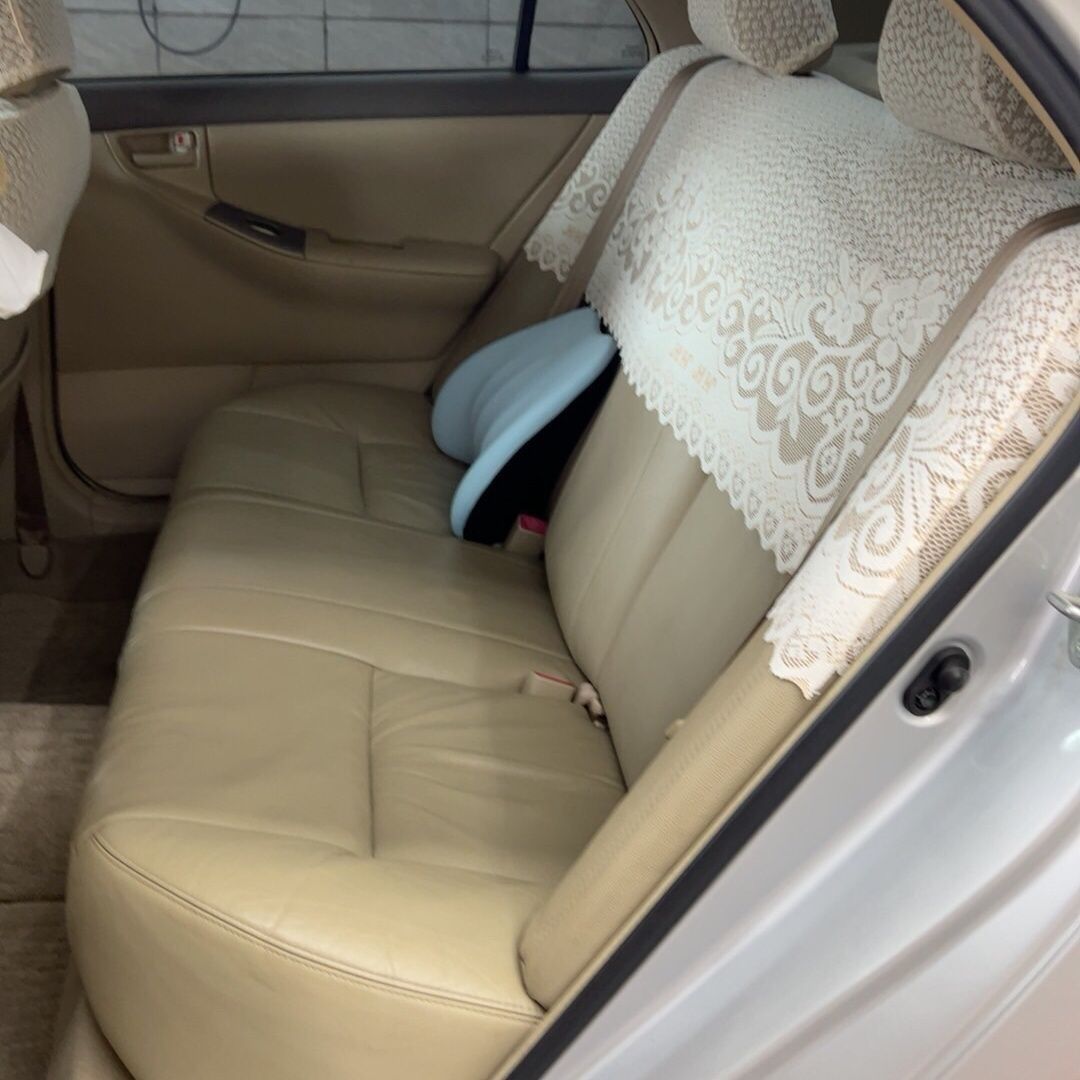 Cross-Border Foreign Trade Is Suitable for Toyota Corolla Rav4 Car Seats, Lace Half-Seat Covers, High-End Embroidered Fabric Covers