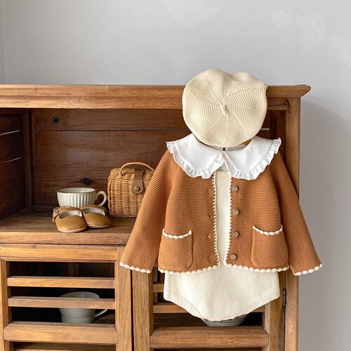  Autumn clothing for infants and young children, male and female babies, handmade crochet knitted jacket + solid color suspender belt 2-piece suit
