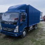 境外出口小型厢式载货车 福田5米2厢货小货车 冷藏运输车