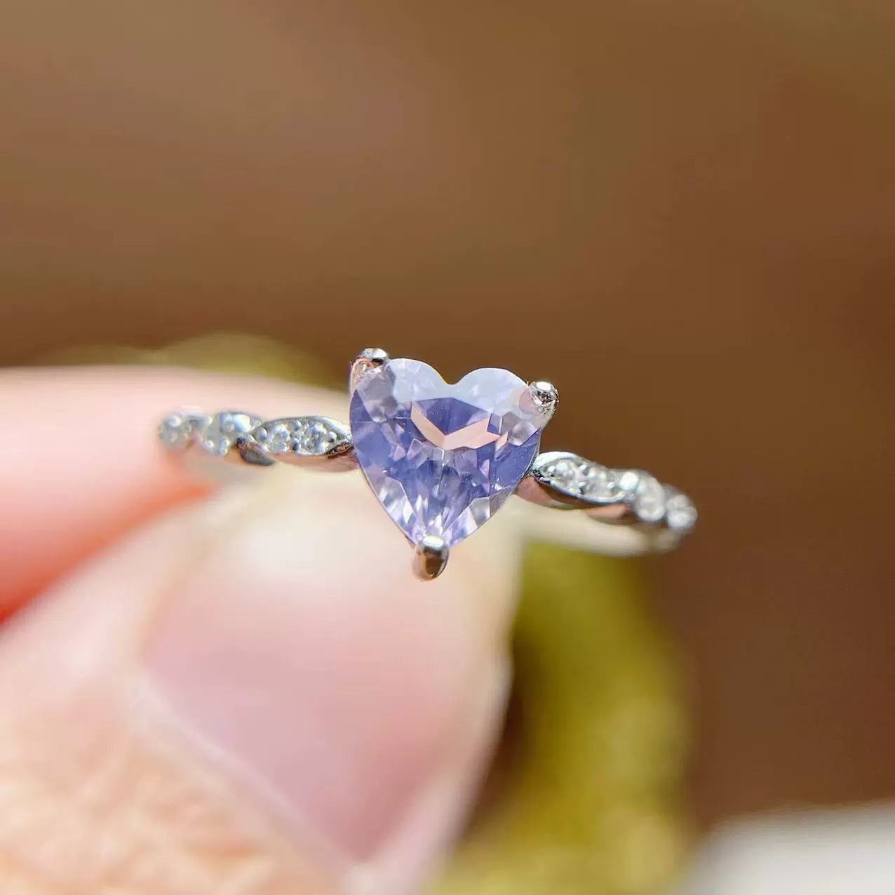 Organic lavender stone inlay, small ring with crystal with amethyst, silver 925 sample