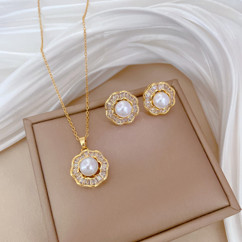 【 Titanium Steel 】 Necklace and earring set, light luxury and heavy industry, full of pearls and diamonds, personalized and elegant banquet earrings and necklaces pic 6