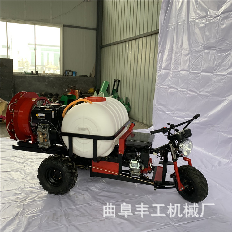 新疆葡萄树喷雾打药机加宽轮胎果树打药机低矮型矮化树喷药机