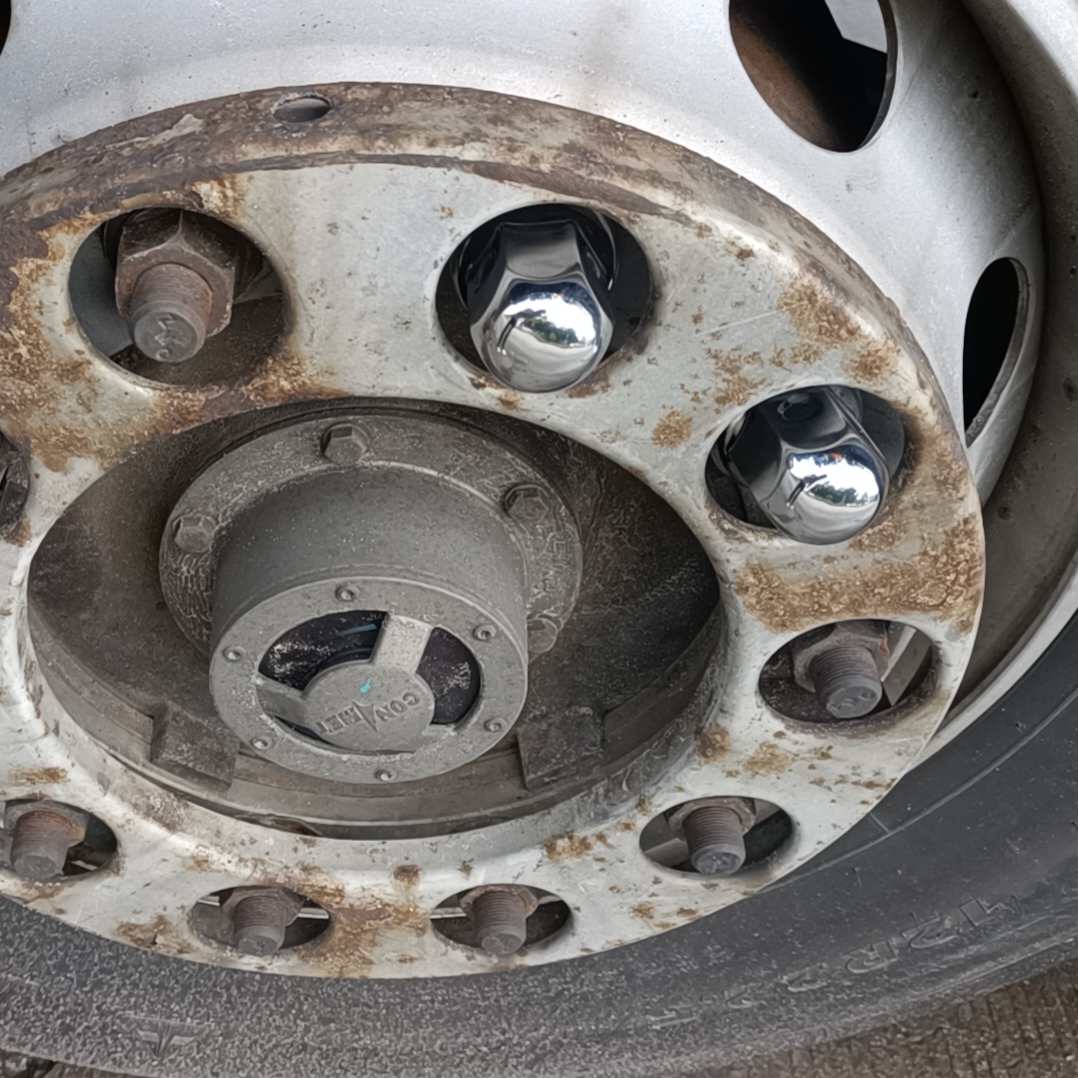 Metal material heavy-duty truck universal tire nut cover, wheel hub screw cap protective cover, decorative dust cap