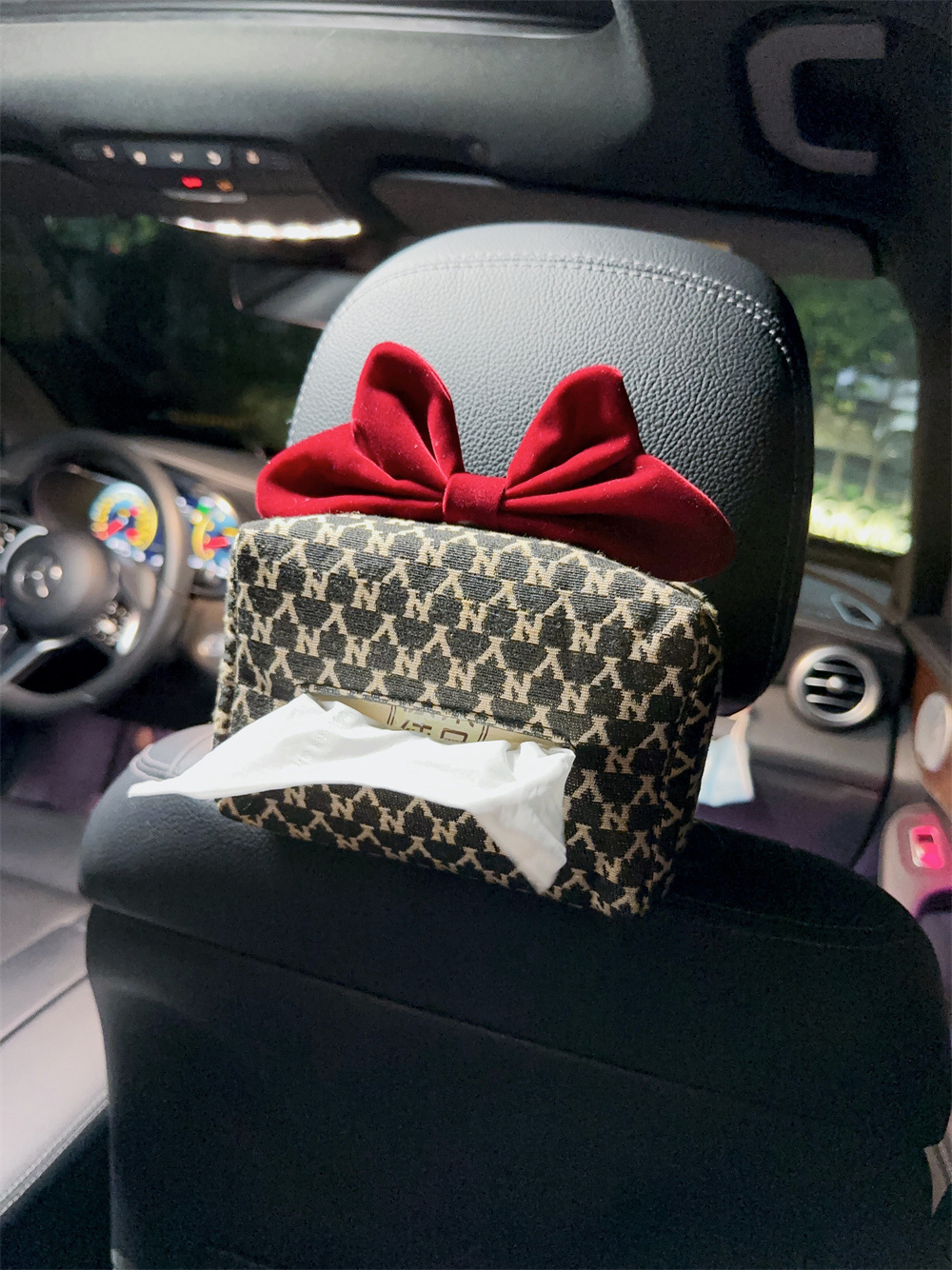 Car Tissue Box Hanging Type, Runaway Princess Bow, Cute Tissue Dispenser, High-End Car Seat Tissue Box