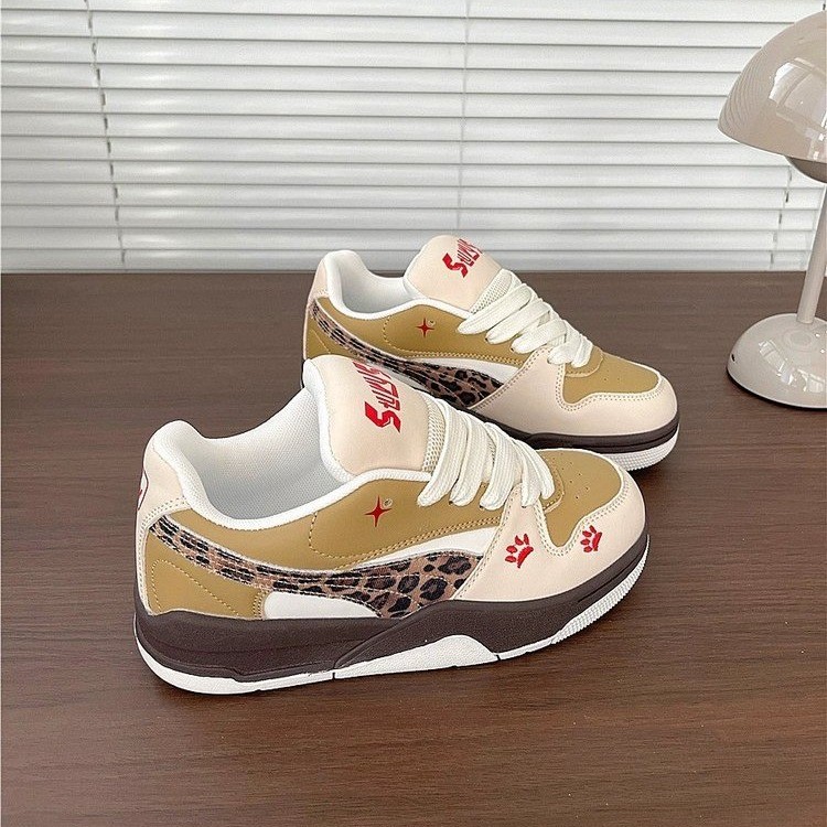 Zapatos de skate de estilo coreano para mujeres casuales zapatos blancos de moda retro zapatos de pan zapatos de skate de estilo académico retro zapatos de moda zapatos de mujer image 3
