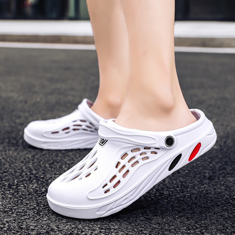 Cross-border plus size 4849 yards hole shoes men's one shoe two-wear beach shoes outwear lightweight toe-covered slippers men's sandals Cross-border plus size 4849 yards hole shoes men's one shoe two-wear beach shoes outwear lightweight toe-covered slippers men's sandals