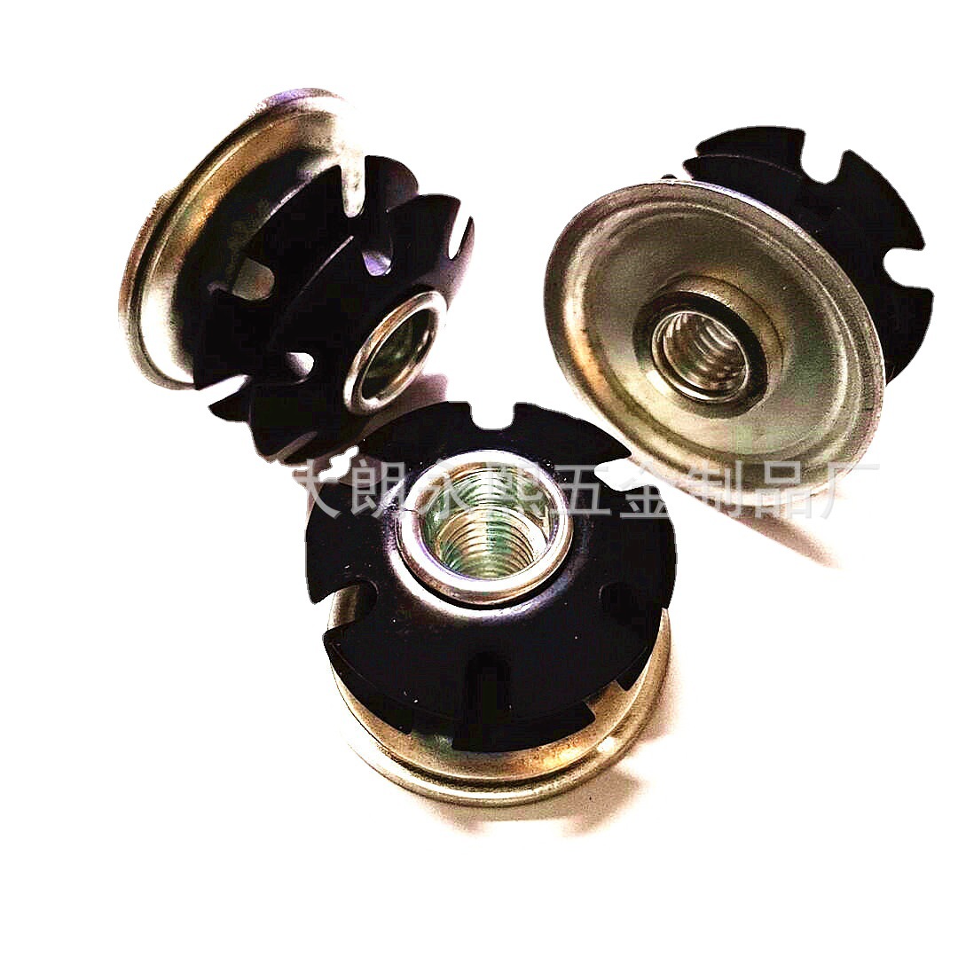 3/8*31.2健身器材，家具展示架内套管常用的紧固连接螺母梅花弹片