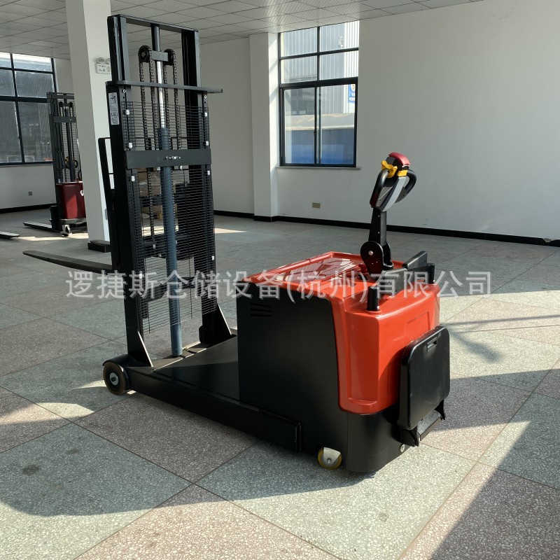 全电动平衡重式堆高车站驾式1.5吨无支腿搬运堆垛车升降车叉车