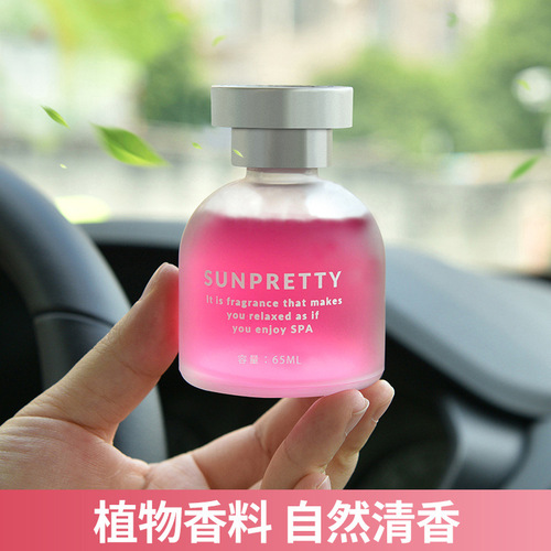 Car perfume, car interior aromatherapy, long-lasting car supplies, car ornaments, creative decorative essential oils